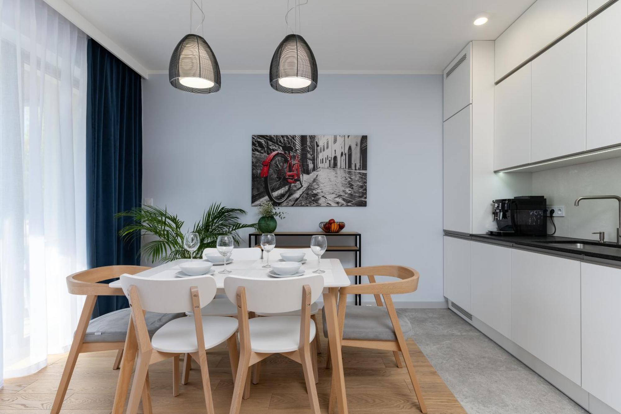 Br12 Premium Apartments , Garaz Bielsko-Biala Bagian luar foto